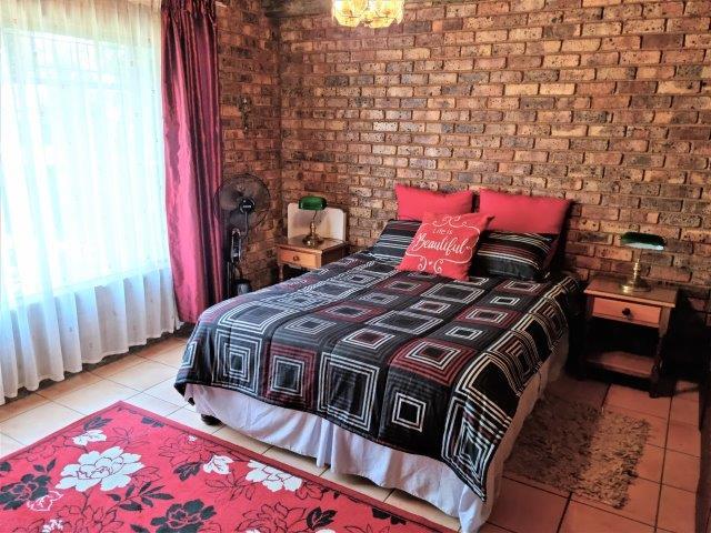 4 Bedroom Property for Sale in Melodie North West